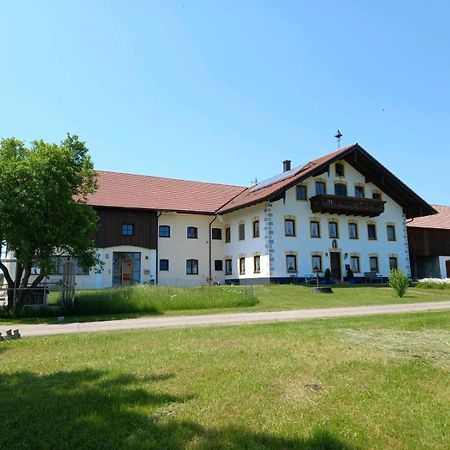 Ferienwohnung Glueck Saaldorf-Surheim Ngoại thất bức ảnh