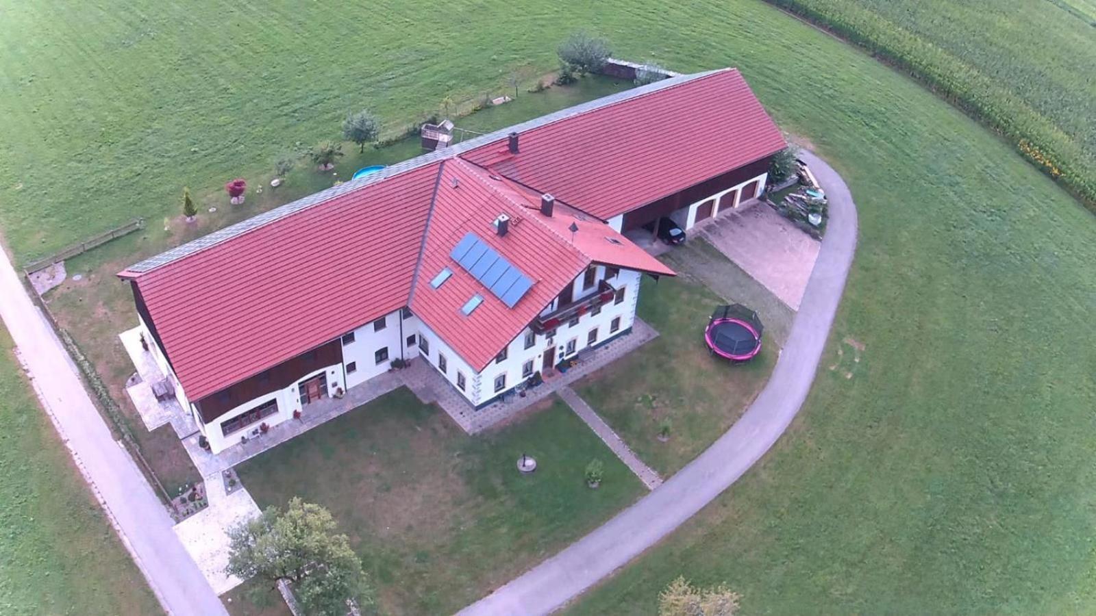 Ferienwohnung Glueck Saaldorf-Surheim Ngoại thất bức ảnh